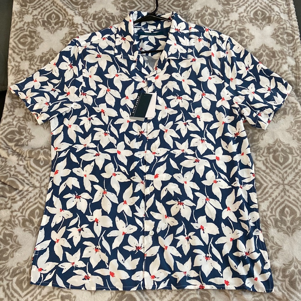 NWT Perry Ellis men’s shirt❤️